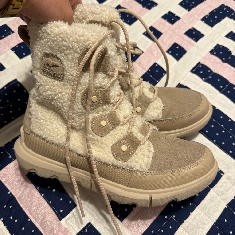 Sorel Tan and Cream Winter Boots